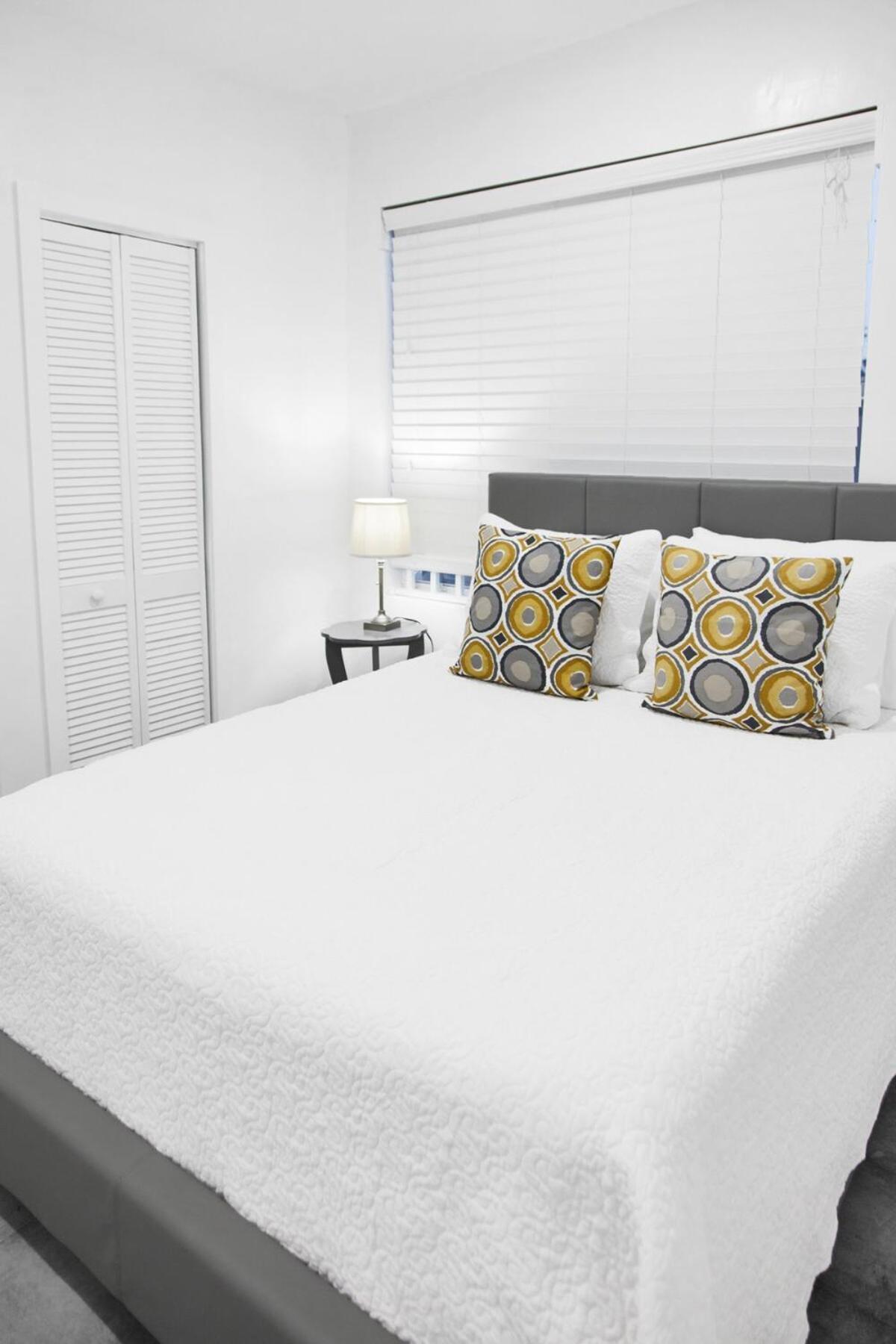Designer Unit 4 Miami