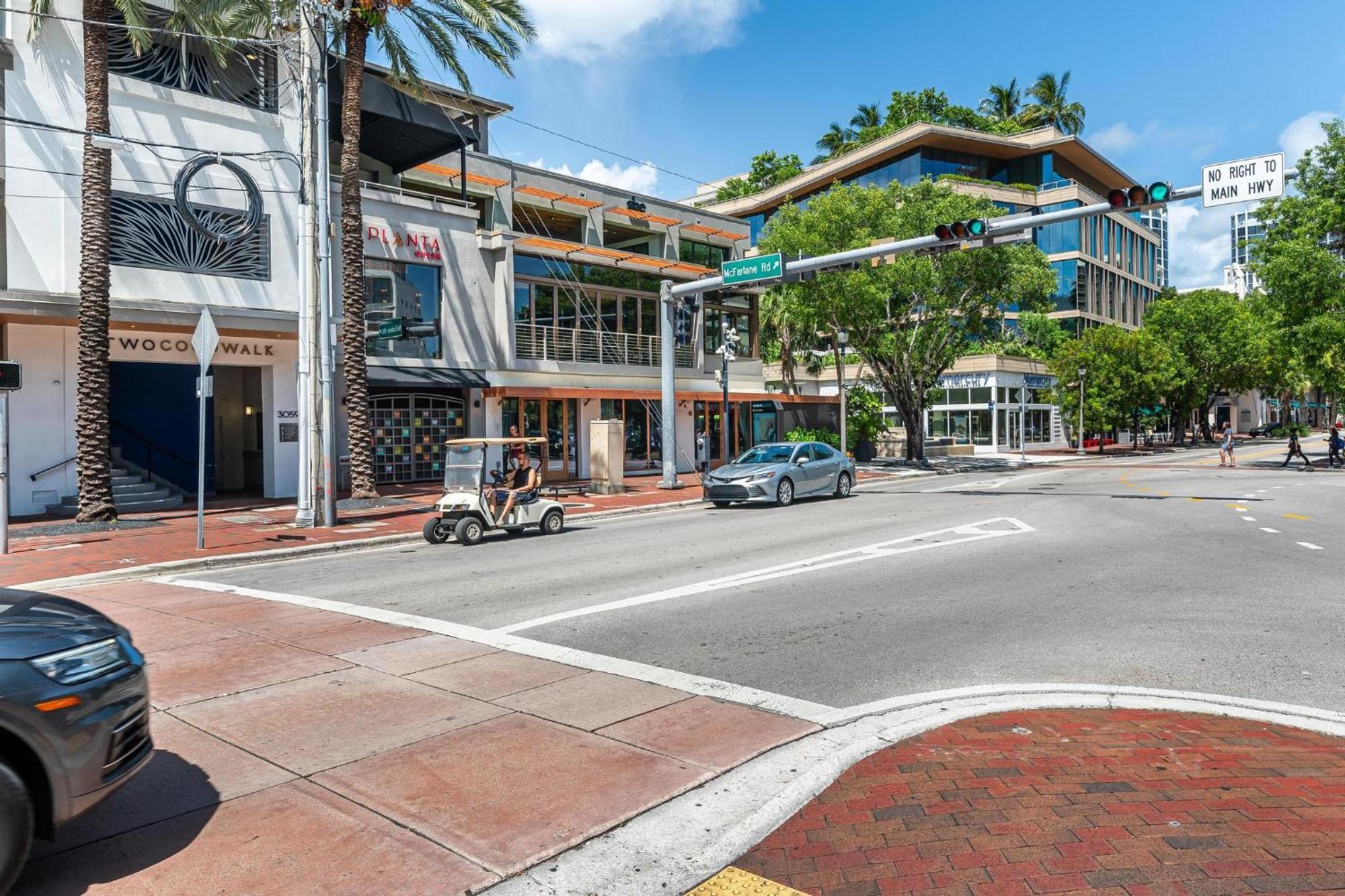 Apartment Breathtaking Direct Bay Views 2 Bedroom With Parking Miami