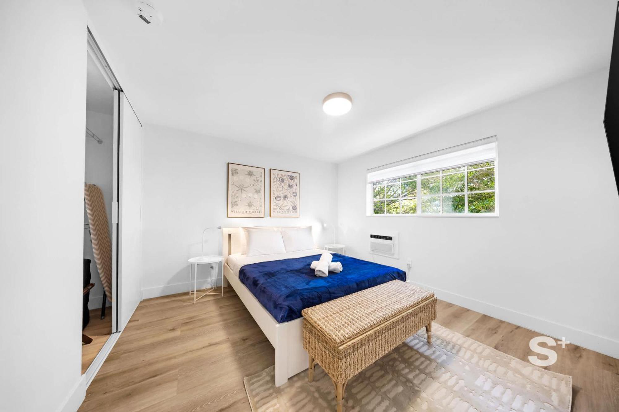 Modern 1-br With Sleek Style Apartment *
