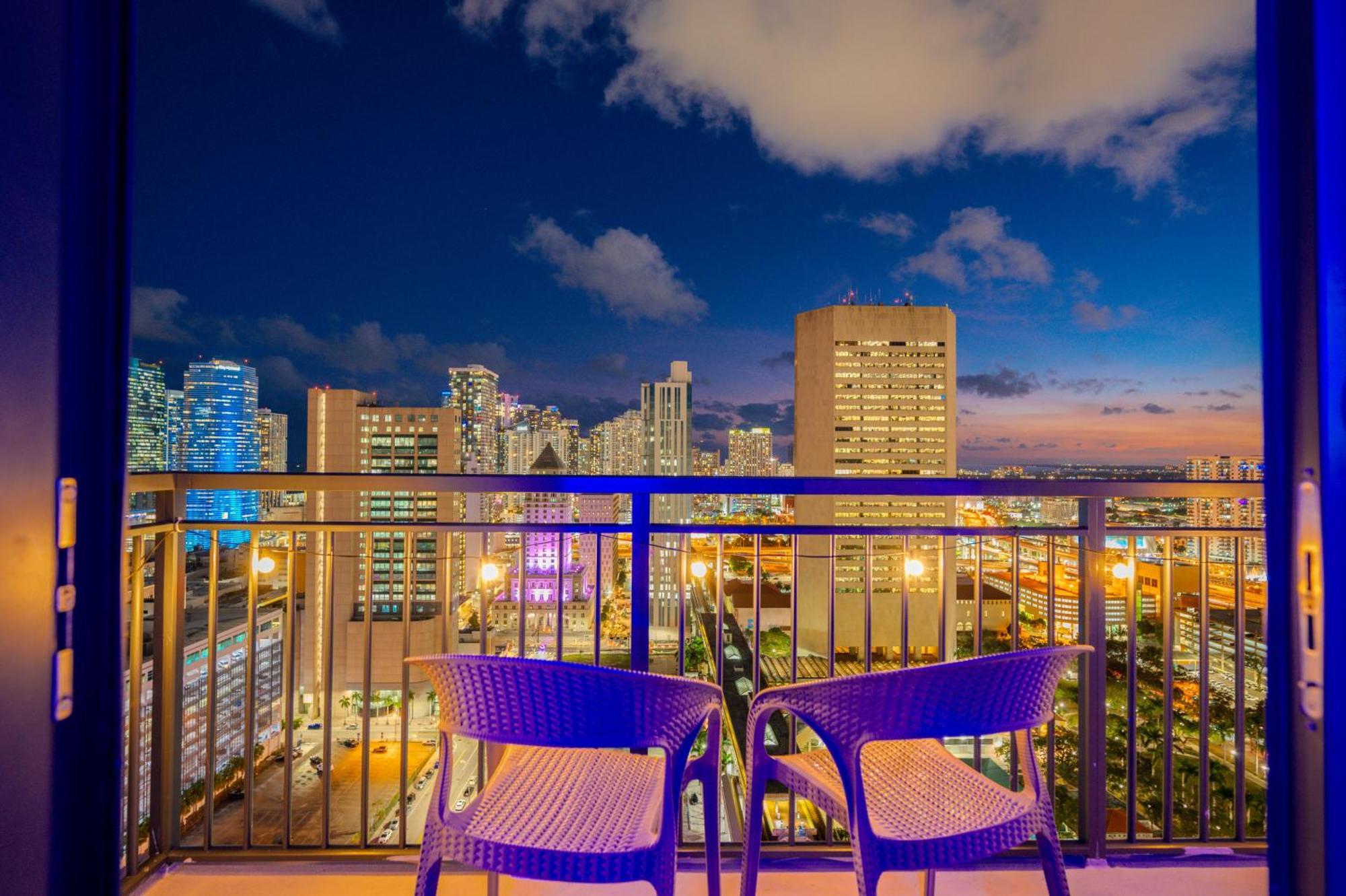 Luxury Brickell Area Jacuzzi Gym 2 Pools