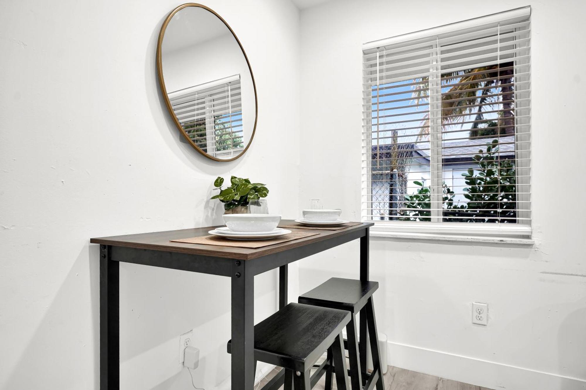 Koze 2 Bedroom With King And Queen Beds, Near Everything Trendy * Miami
