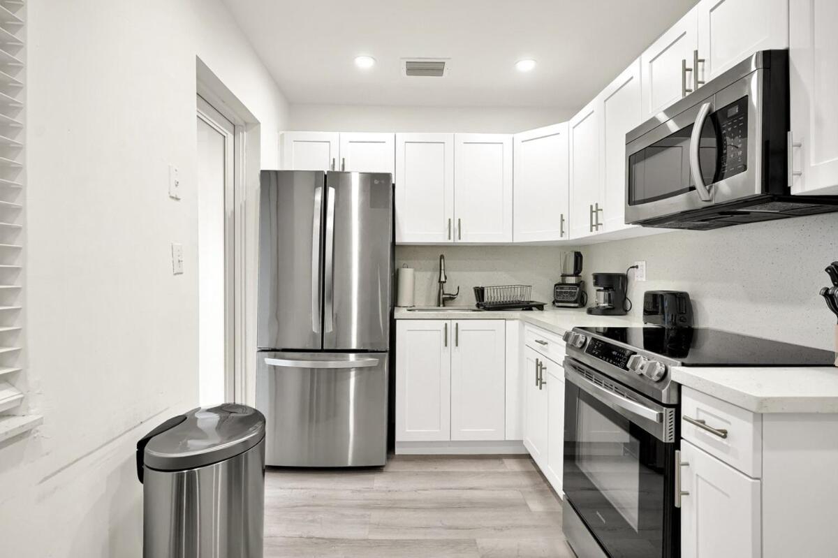 Holiday home Koze 2 Bedroom With King And Queen Beds, Near Everything Trendy Miami