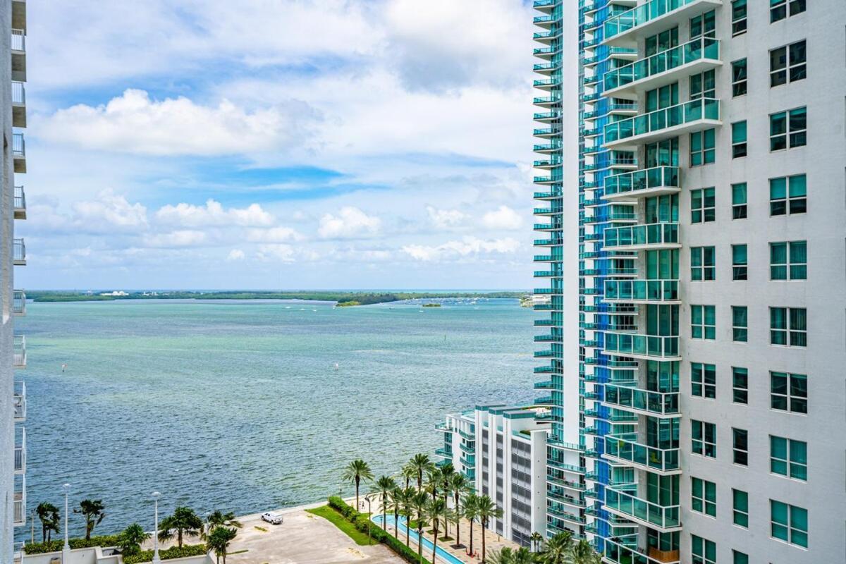 Apartamento Stylish 2br With Skyline Views, Free Parking, Sleeps 8 Miami