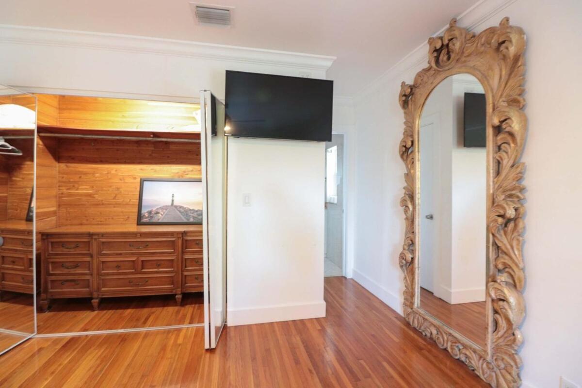 Rustic Modern Retreat - 4br Open Concept