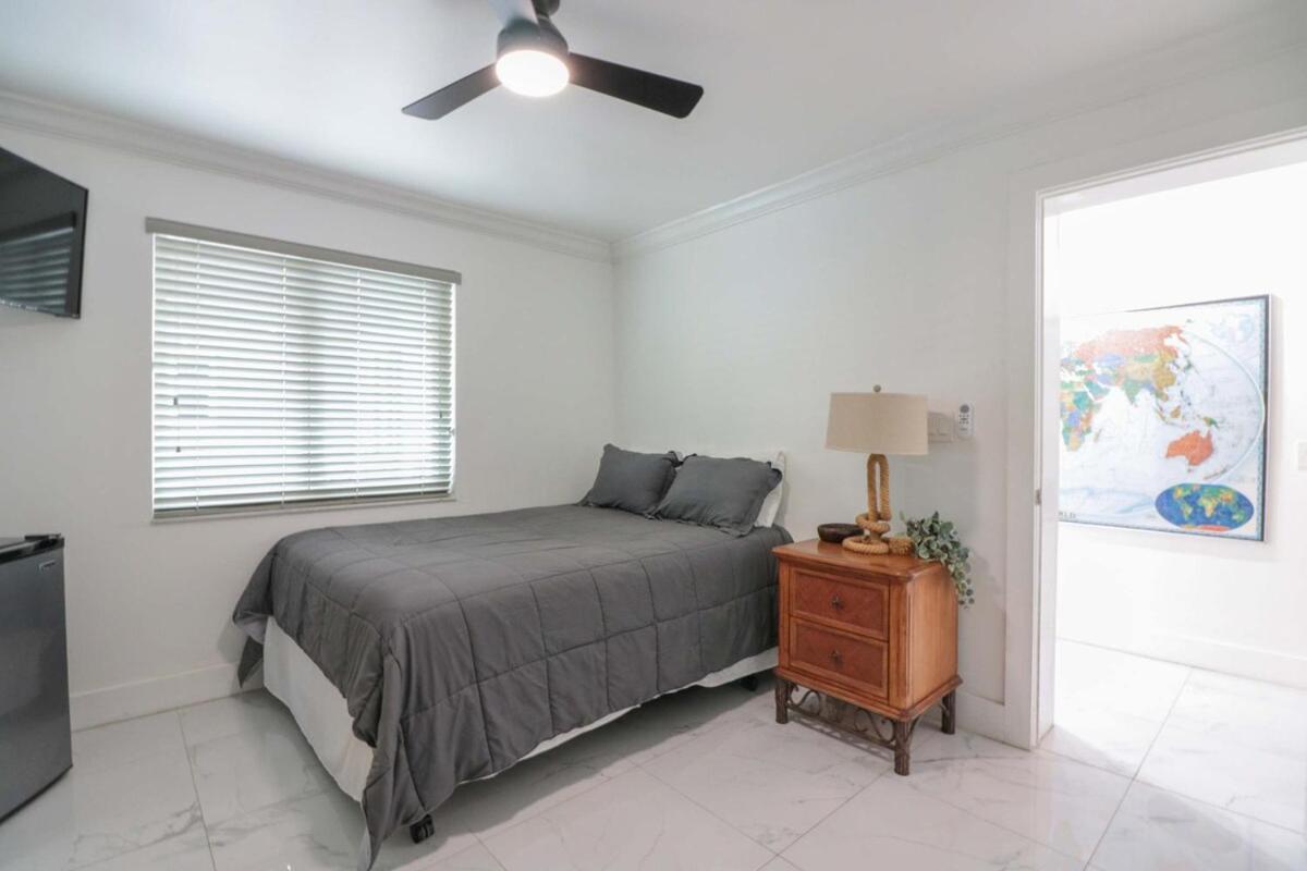 Villa Rustic Modern Retreat - 4br Open Concept