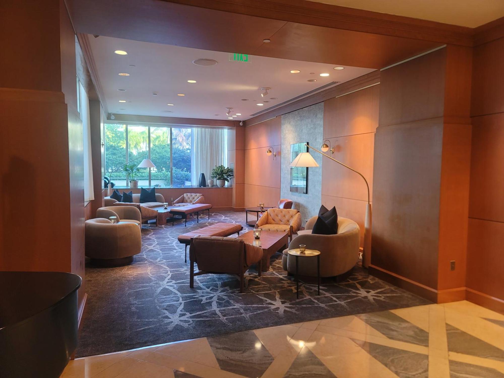 2 Bedroom Or King Studio Suites Four Seasons Hotel Miami Free Wi-Fi & Free Parking * Miami