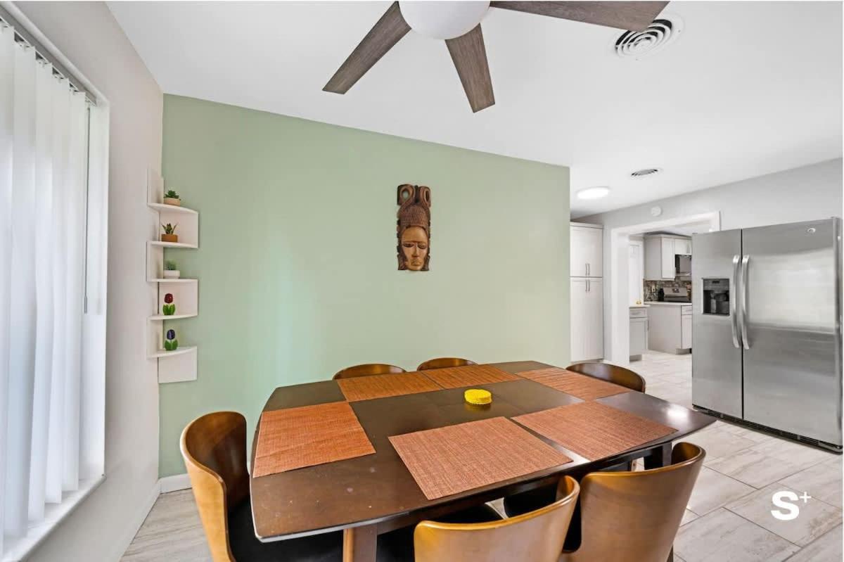 Spacious With Garden Apartment Miami