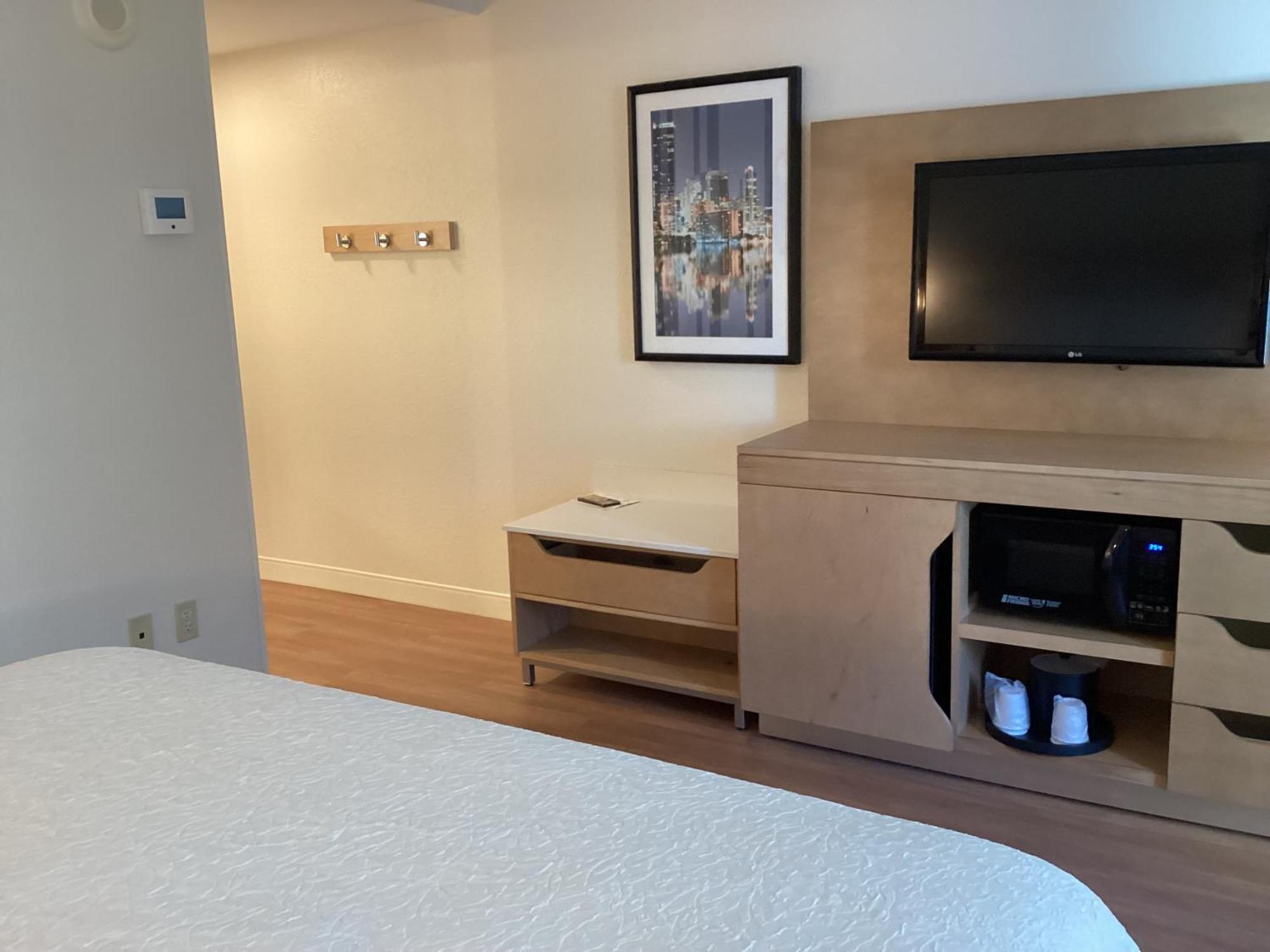 Hotel Hampton & By Hilton Downtown/brickell Miami