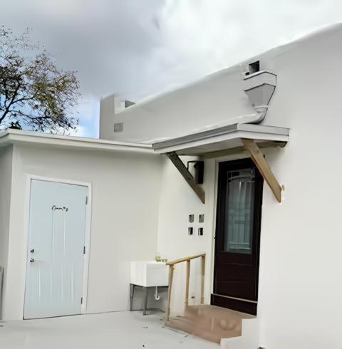 Gorgeous Private Room, Near The Airport - Free Parking - 01 Homestay