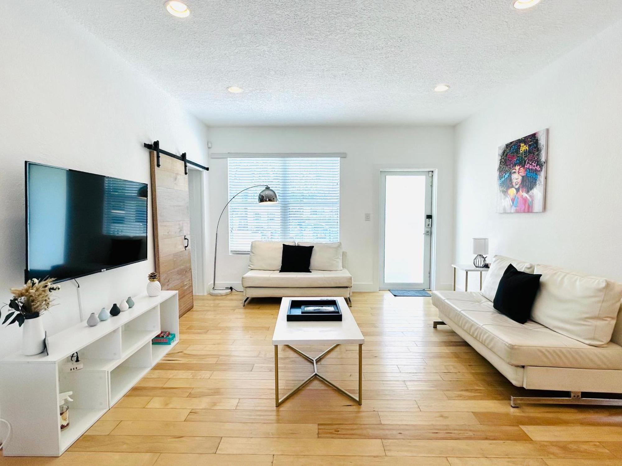 Holiday home Tropical Paradise 3br Oasis With Heated Pool And Summer Kitchen Miami