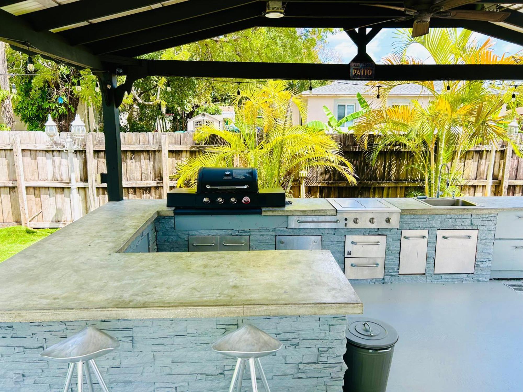 Holiday home Tropical Paradise 3br Oasis With Heated Pool And Summer Kitchen Miami