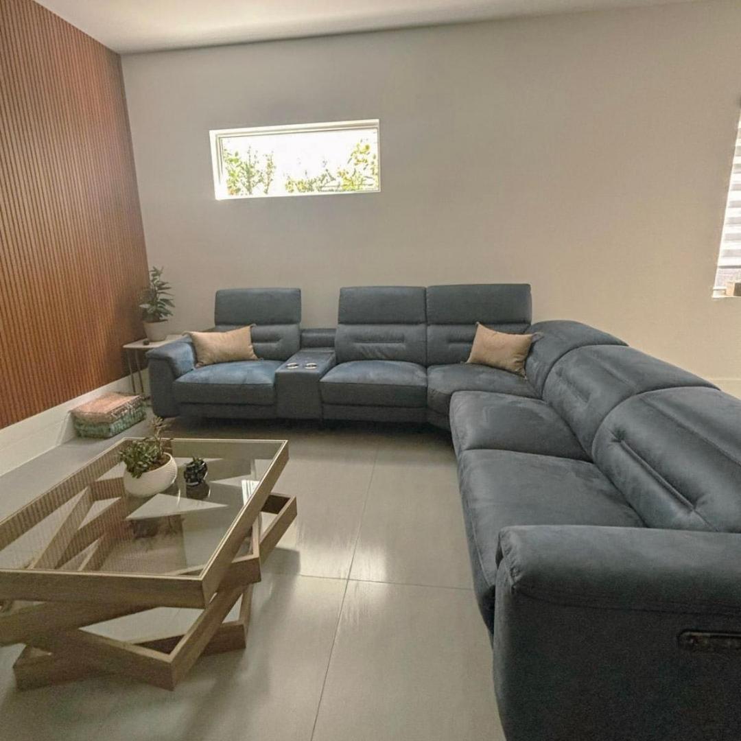 Solara Coconut Grove Villa *