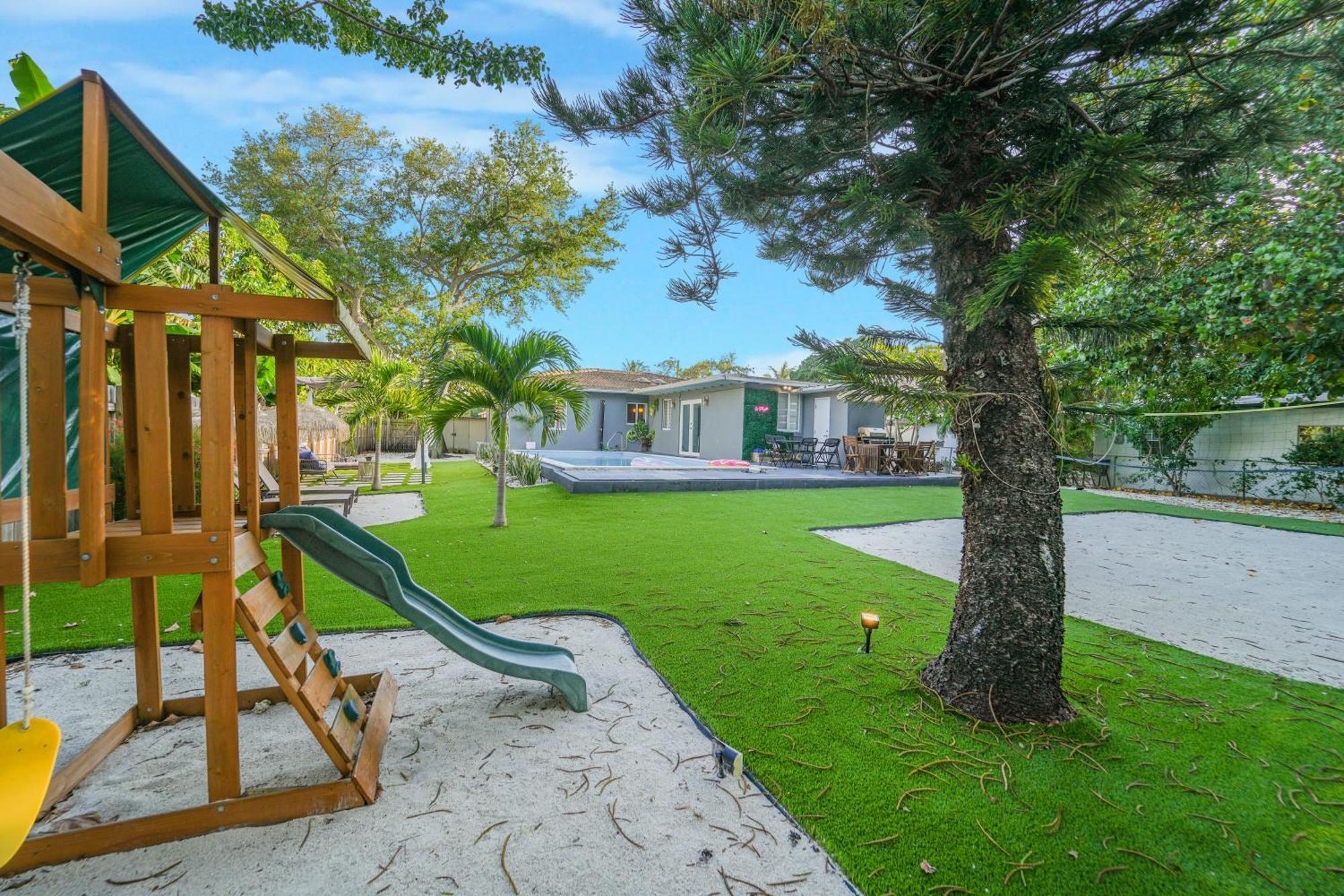 Villa La Playita 4-br Heated Pool 16 Guests *