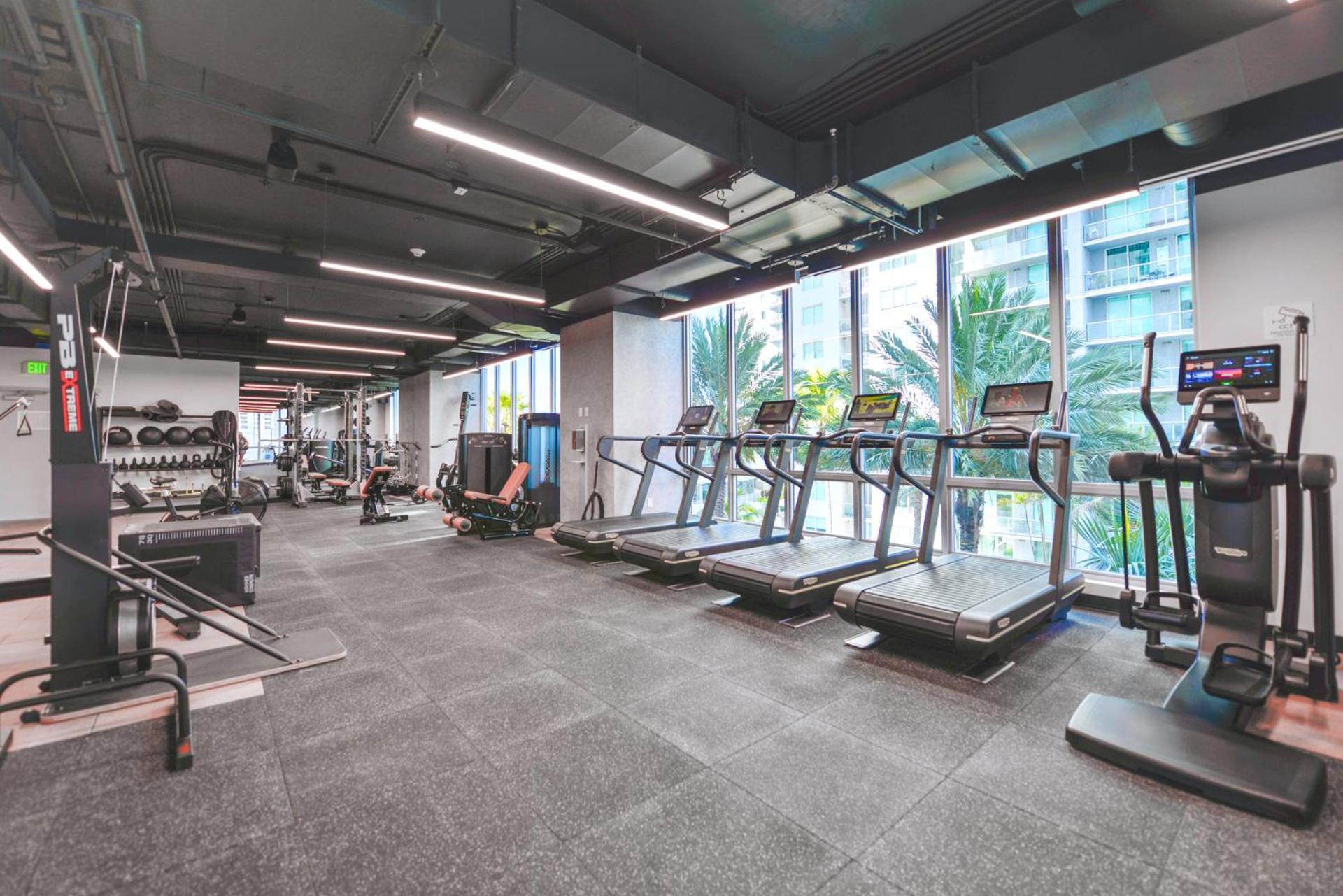 Stylish In The Heart Of - Walk To Bayside & Bayfront Park