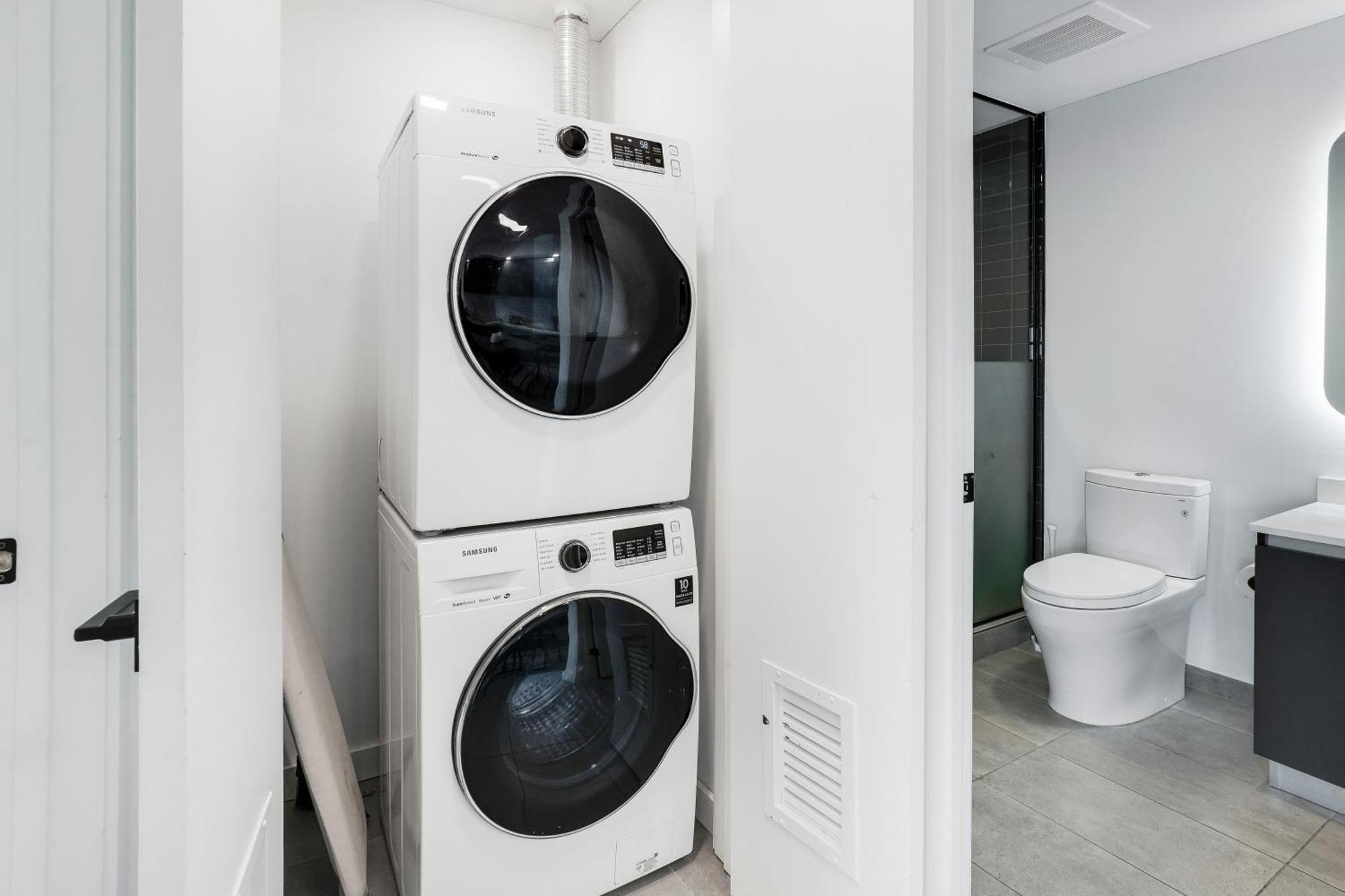 Stylish In The Heart Of - Walk To Bayside & Bayfront Park *