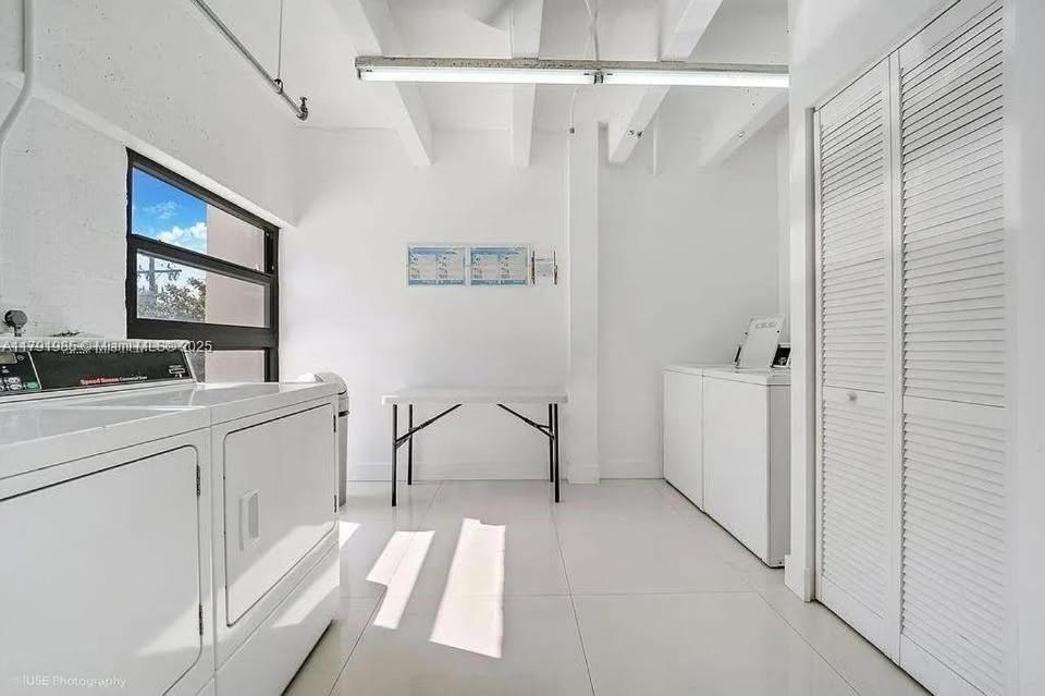 Outstanding 2bd-2ba In Key Biscayne Apartment *