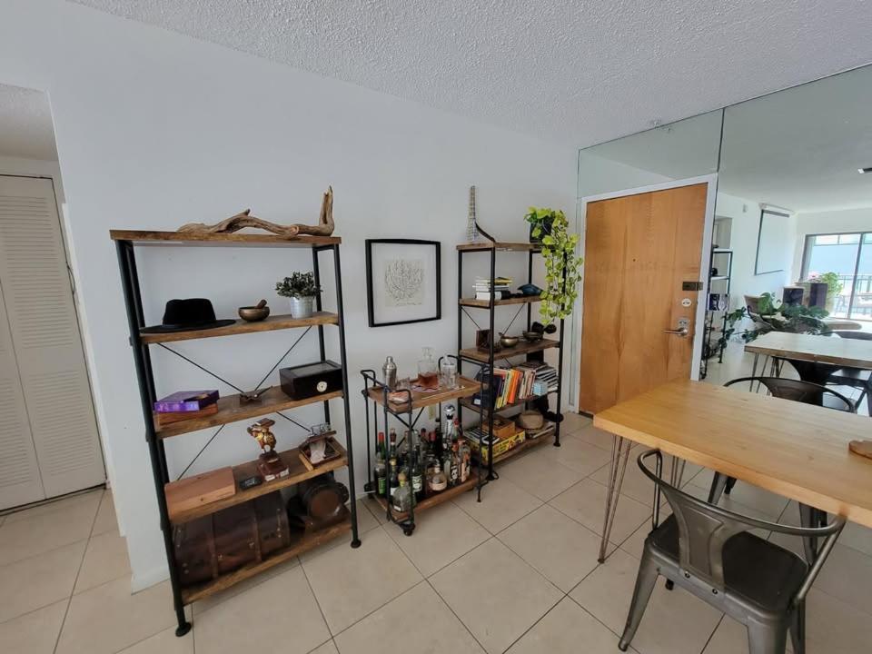 Outstanding 2bd-2ba In Key Biscayne Apartment *