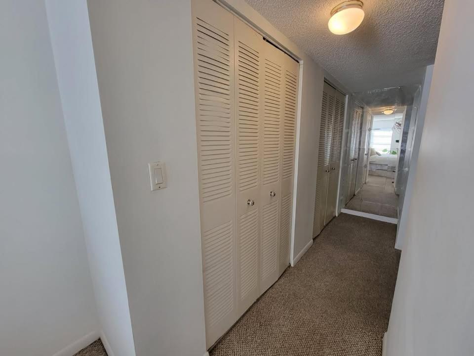 Outstanding 2bd-2ba In Key Biscayne Apartment