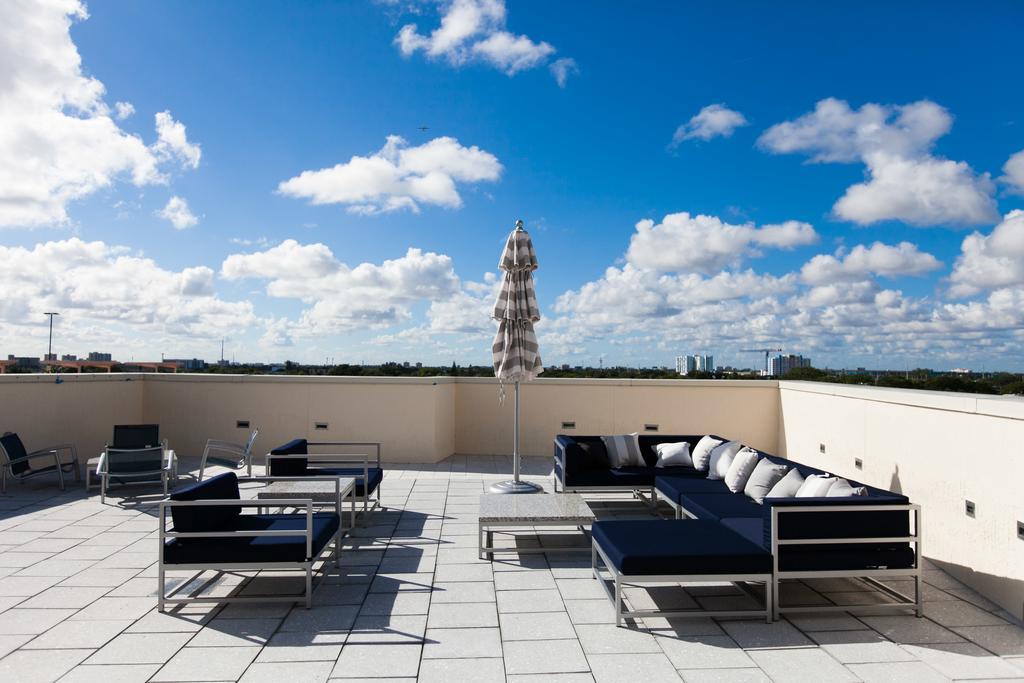 Sky At Midtown Apartment