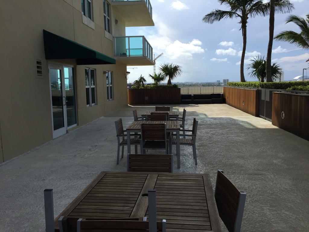 Lyx At One Broadway In Brickell Apartment *