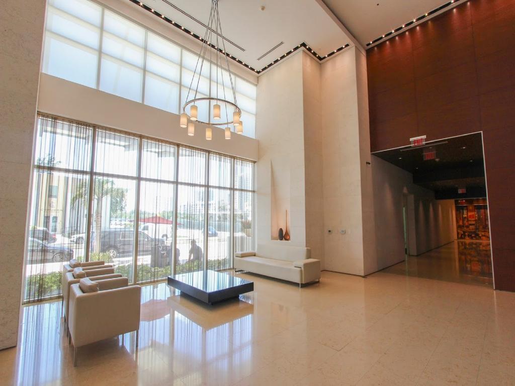 Global Luxury At One Broadway Apartment Miami