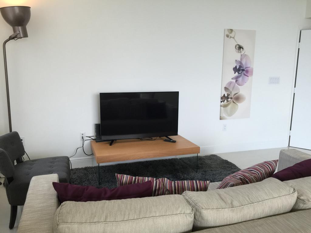 Lyx At One Broadway In Brickell