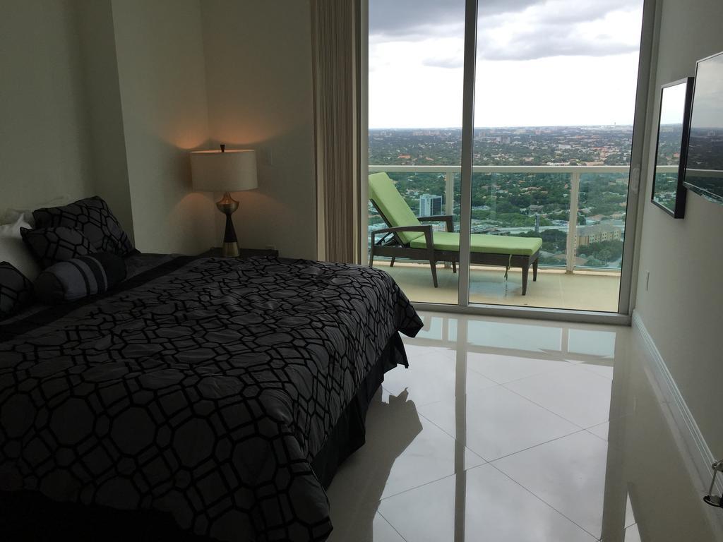 Lyx At One Broadway In Brickell Apartment