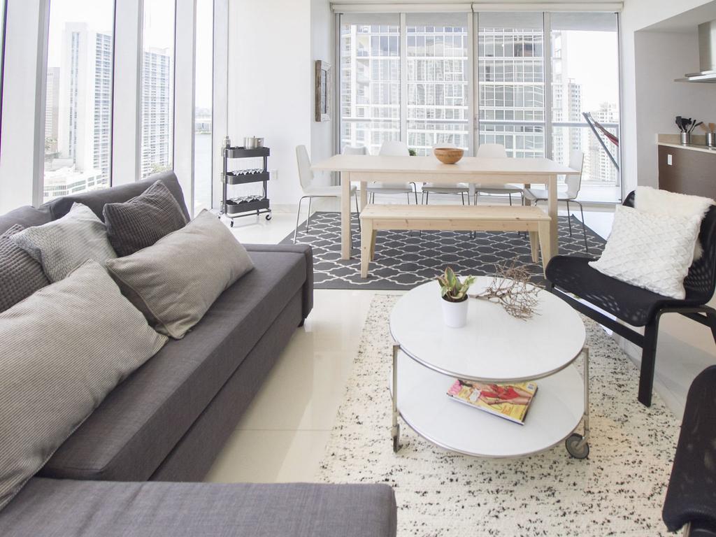 Icon Brickell By We Host