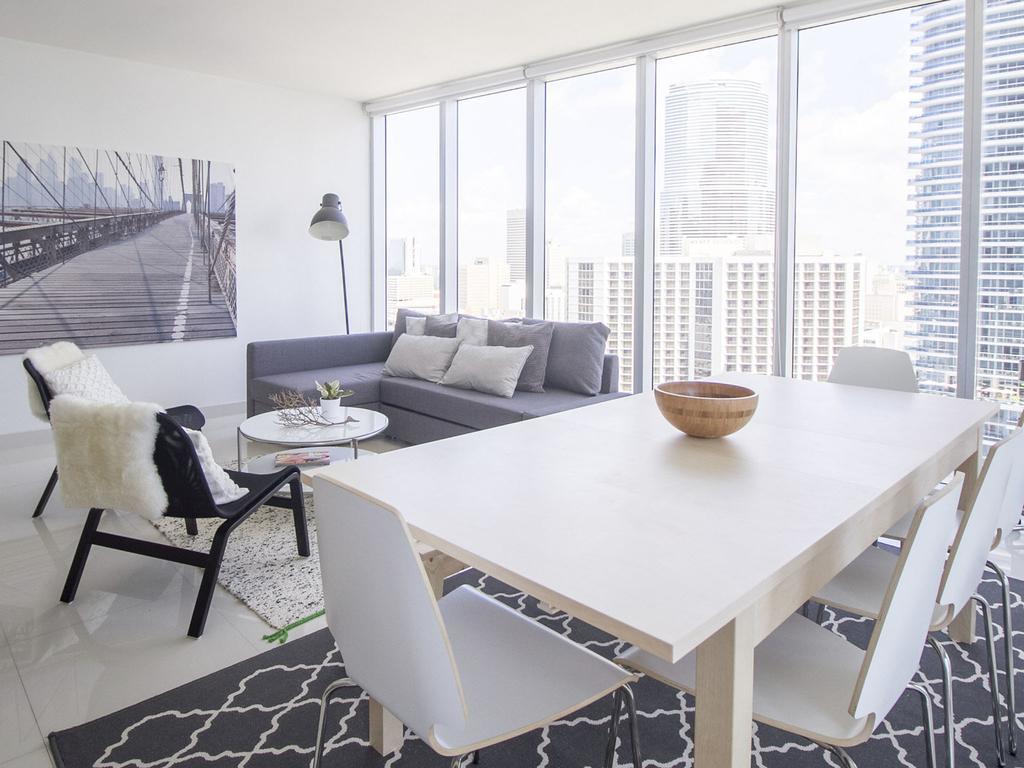 Icon Brickell By We Host