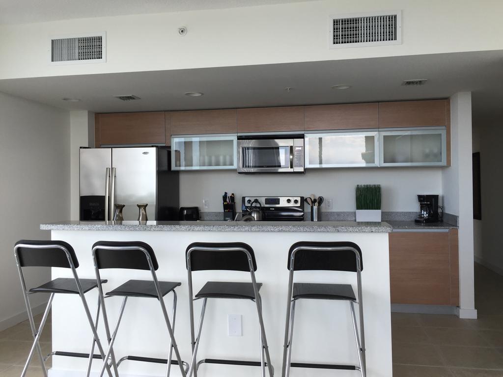 Apartment Lyx Suites By The River Miami