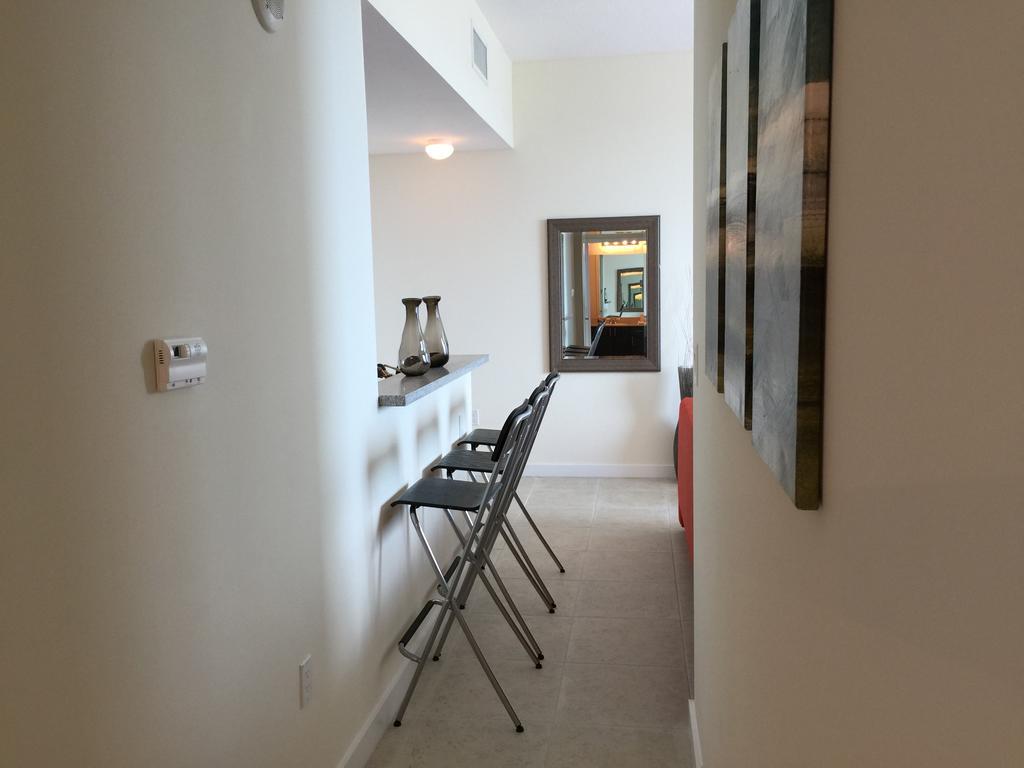 Apartment Lyx Suites By The River Miami