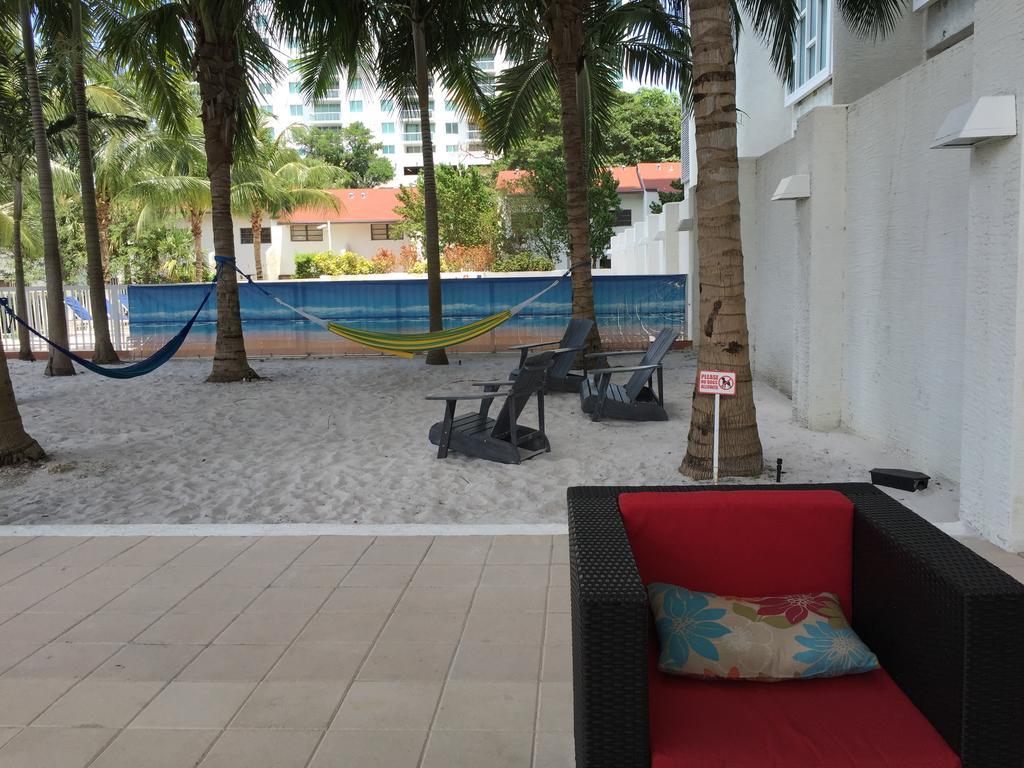 Lyx Suites By The River Apartment *