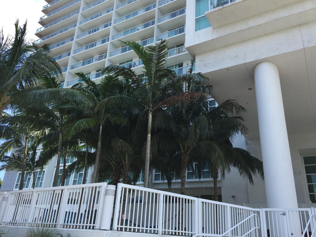 Apartment Lyx Suites By The River Miami