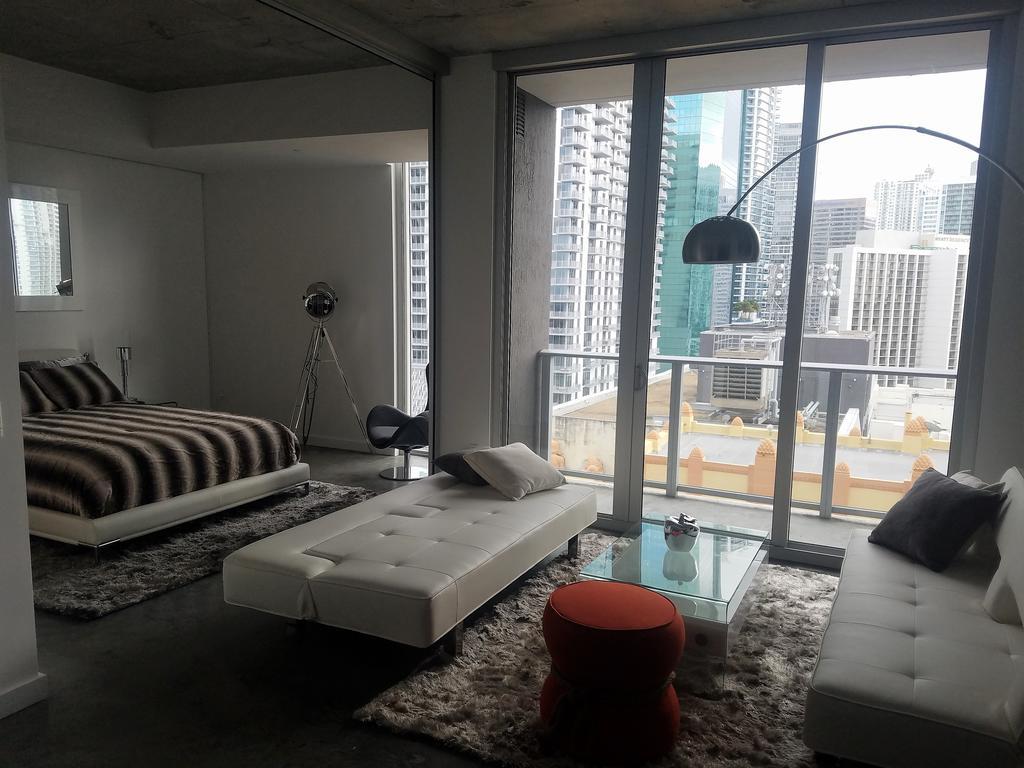 Downtown Deluxe Apartment