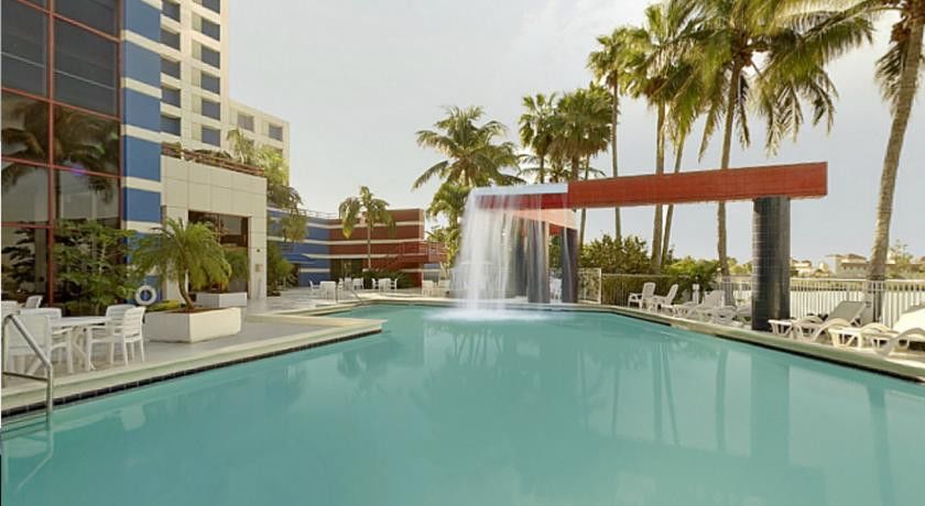 Hotel Pullman Airport