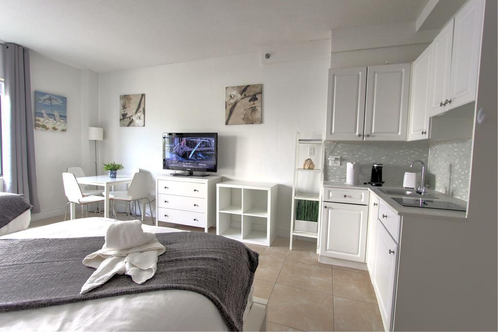 Apartment Deluxe Private At The Casablanca Miami