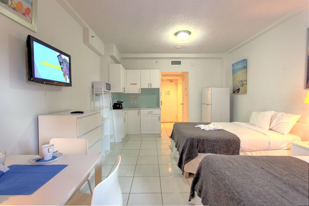 Deluxe Private At The Casablanca Apartment Miami