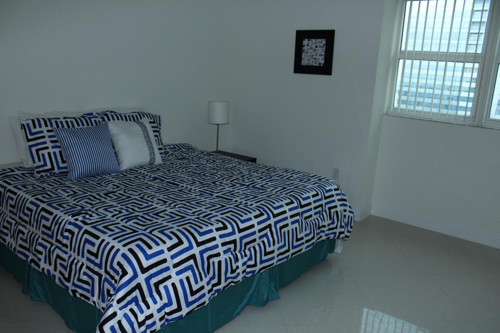 Lyx At One Broadway In Brickell Apartment *
