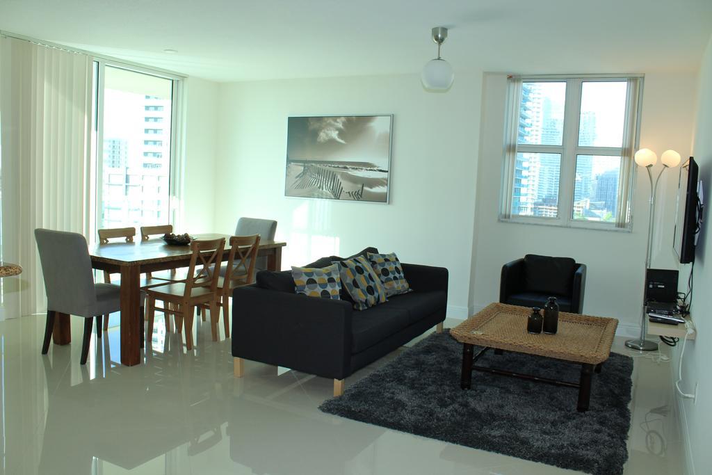 Lyx At One Broadway In Brickell Apartment
