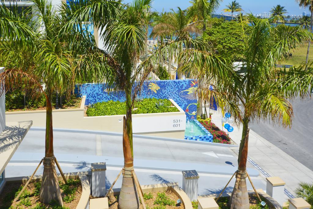 Mare Azur Design District Luxury Aparthotel Miami