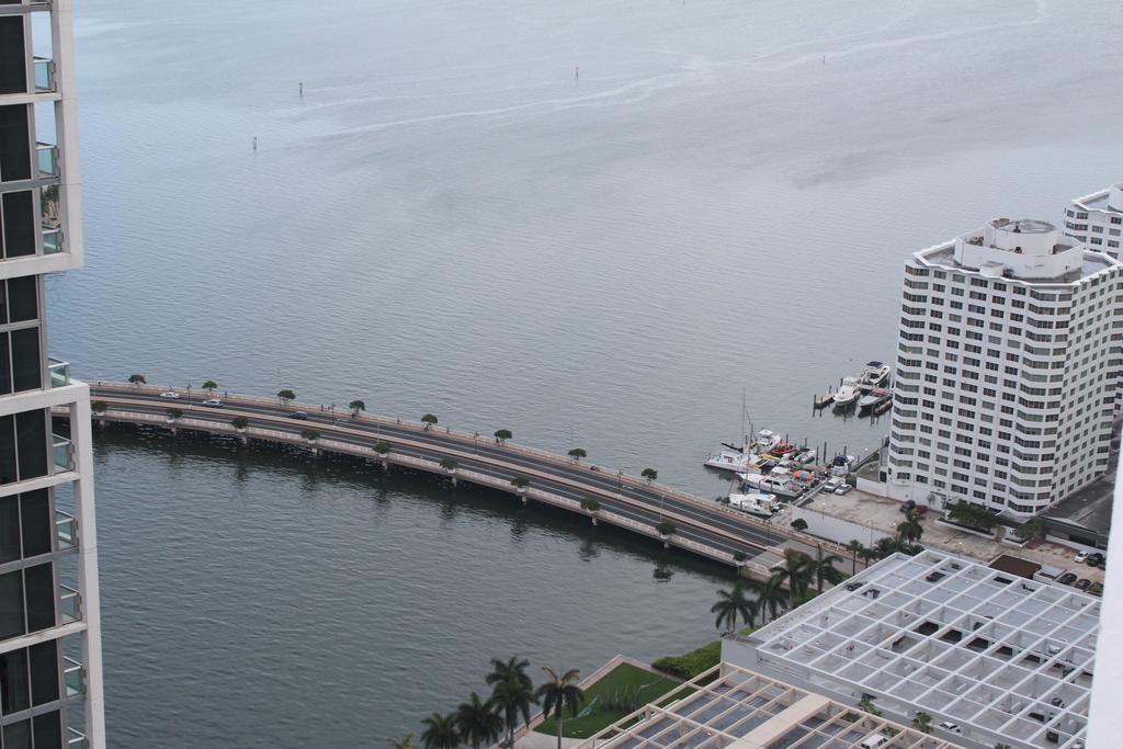 Luxury 5-star @47th Floor In Icon Brickell ! Apartment Miami