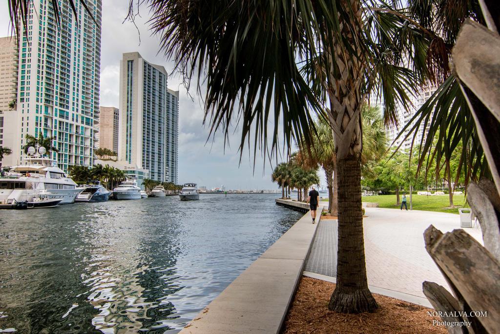 Luxury 5-star @47th Floor In Icon Brickell ! Apartment