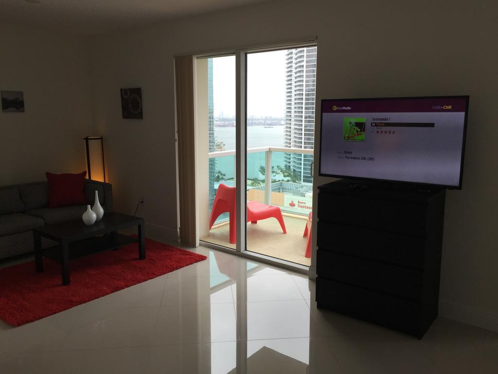 Lyx At One Broadway In Brickell Apartment *