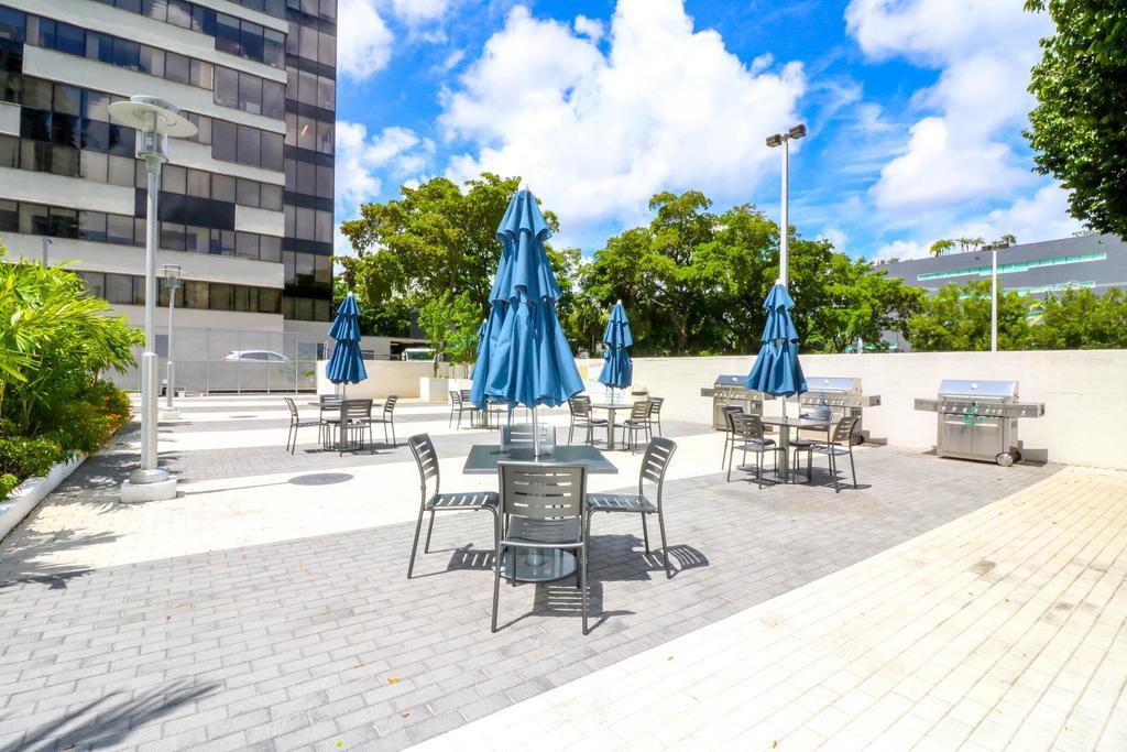 Large In Coconut Grove With Marina Views Apartment Miami