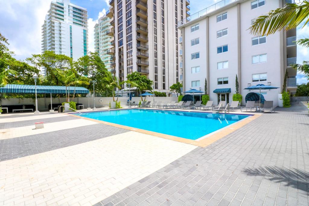 Large In Coconut Grove With Marina Views Apartment Miami