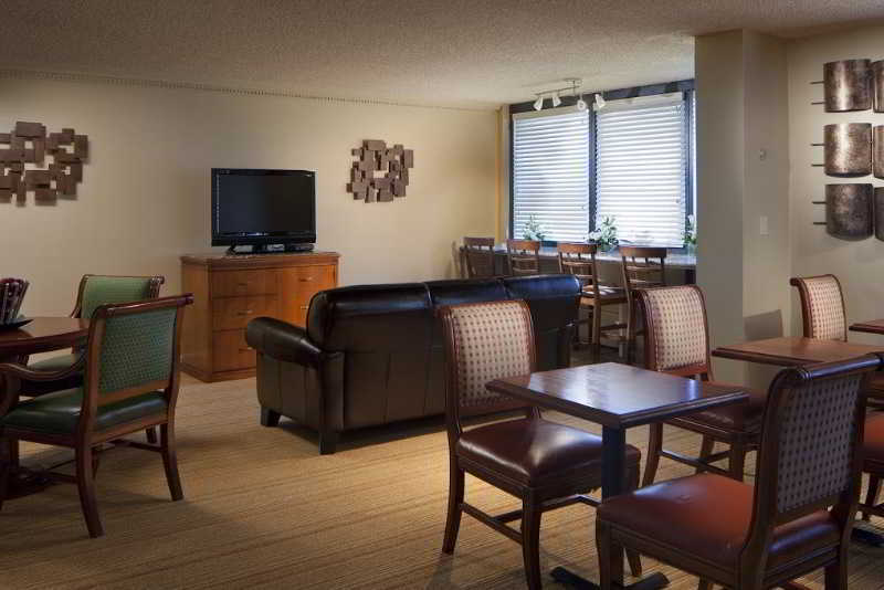 Airport Marriott