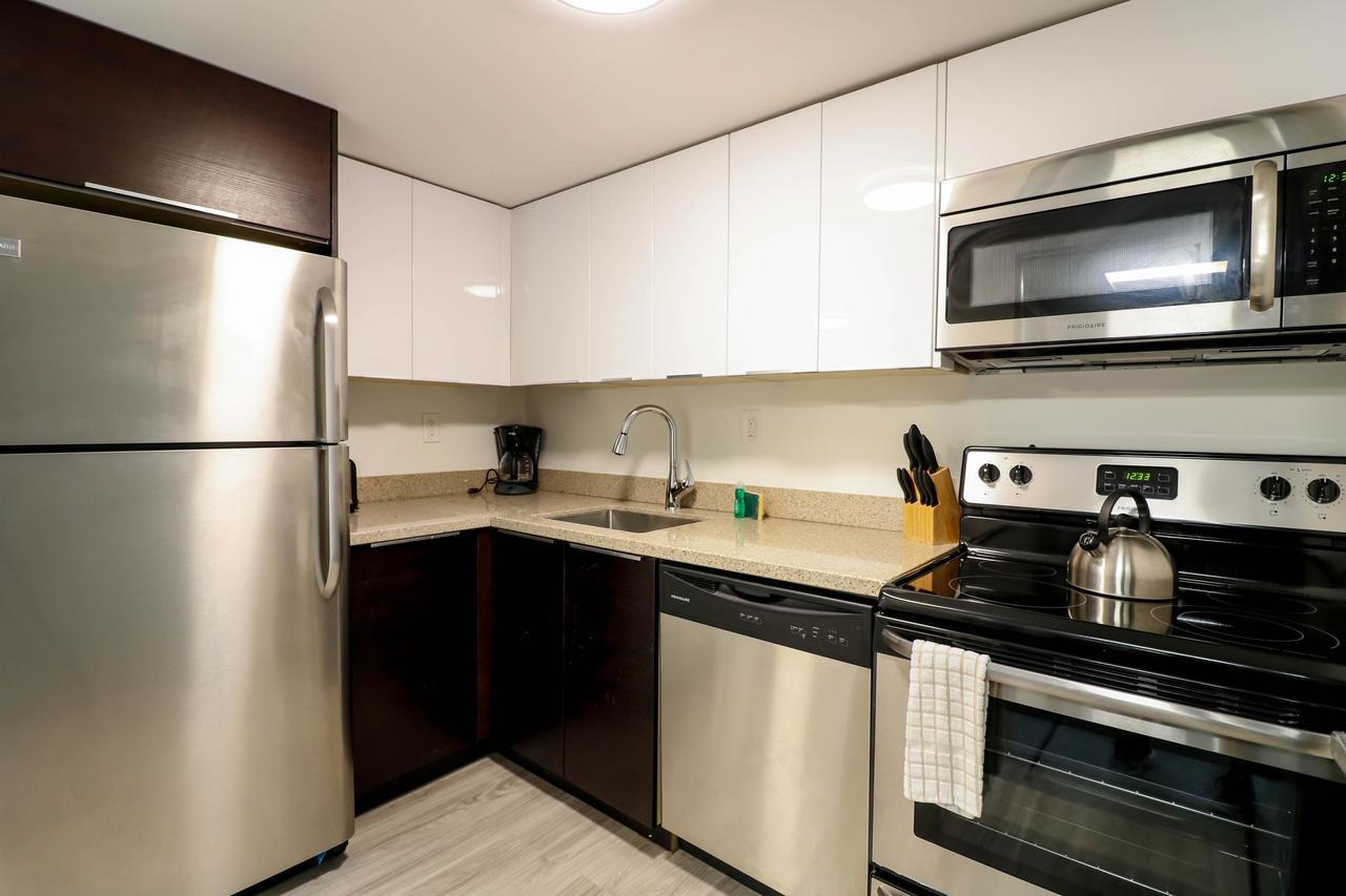 Large In Coconut Grove With Marina Views Miami
