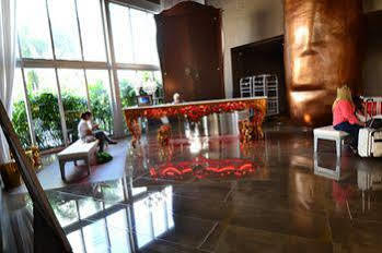 Icon By Design Apartment *