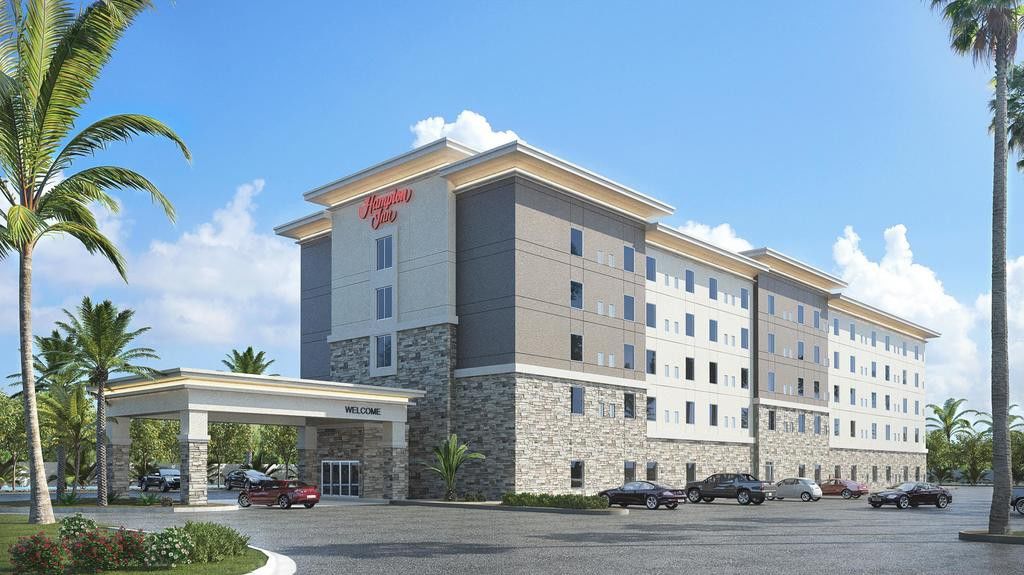 Hampton Airport East Hotel 3*