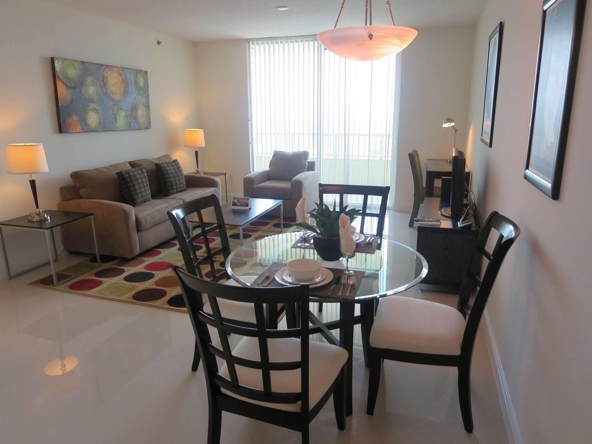 Churchill Brickell - One Broadway 4*